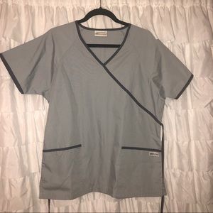 Women’s Scrub Tops (2)